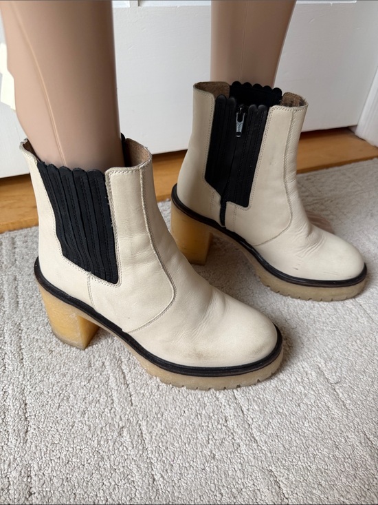 Free People Shoes - Free People Cream Leather Chelsea Boot with Black Elastic